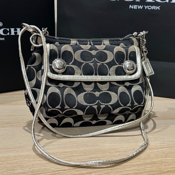 Coach Poppy Signature Pleated Crossbody Bag in Black/Grey Metallic Silver - Picture 2 of 11
